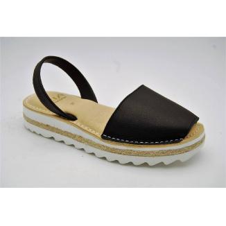 RIA MENORCA svart sandal