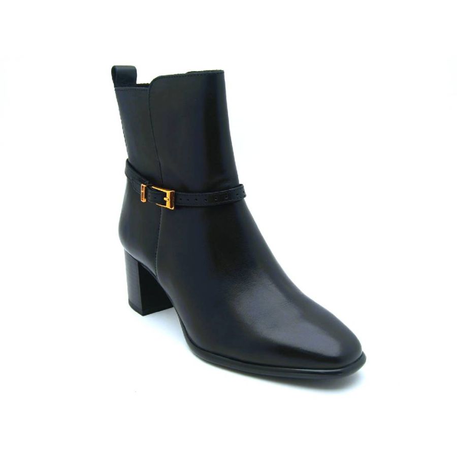 TAMARIS svart boots klack